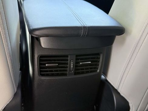 Used 2023 MAZDA CX-30 AWD 2.5 S w/ Preferred Package image 11