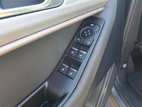 Certified 2025 Ford Explorer Active w/ Active Comfort Package image 15