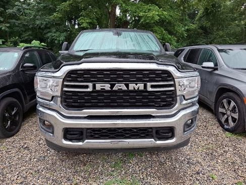 Used 2024 RAM 2500 Big Horn AWD/4WD image 2