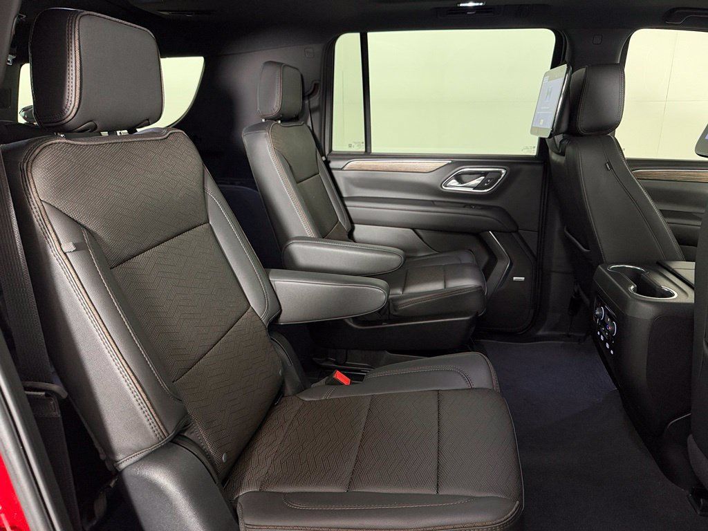 Used 2024 Chevrolet Suburban High Country w/ Max Trailering Package AWD/4WD image 20