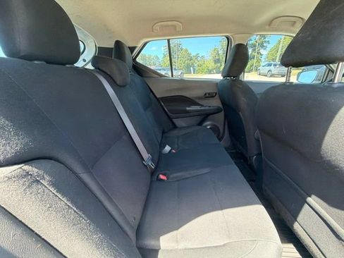 Used 2025 Nissan Kicks Play S FWD image 15