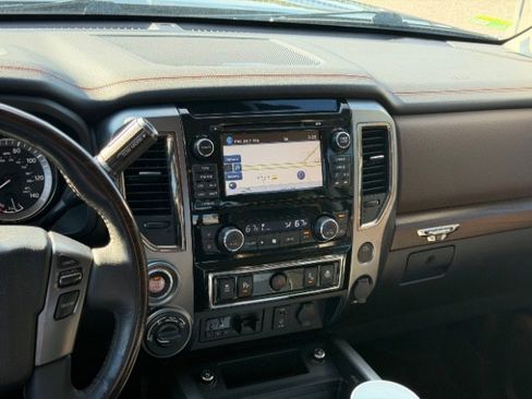 Used 2017 Nissan Titan Platinum Reserve image 10