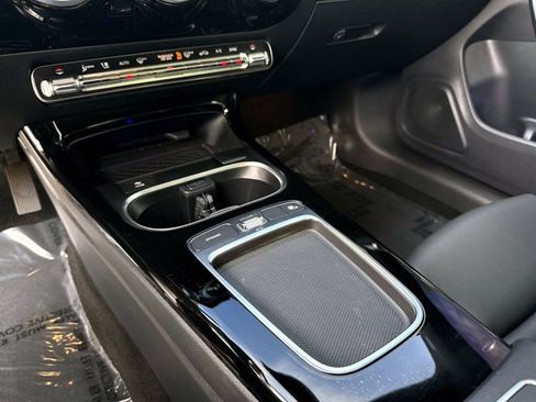 Used 2025 Mercedes-Benz CLA 250 image 26