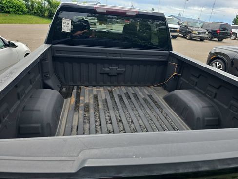 Used 2021 Chevrolet Silverado 1500 RST w/ Bed Protection Package AWD/4WD image 12
