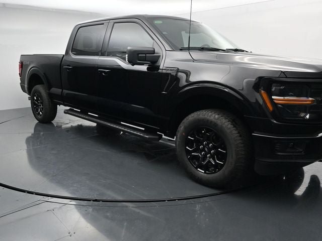 New 2026 Ford F150 XLT w/ Equipment Group 302A MID AWD/4WD image 3