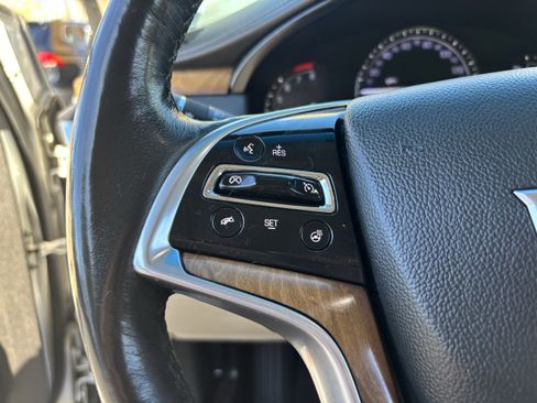 Used 2019 Cadillac XTS Luxury image 25