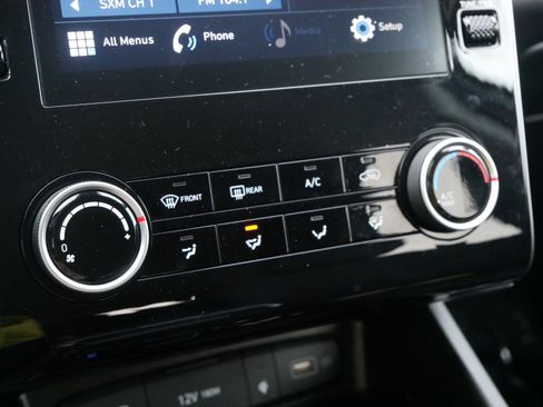 Used 2023 Hyundai Tucson SEL w/ Winter Package image 23