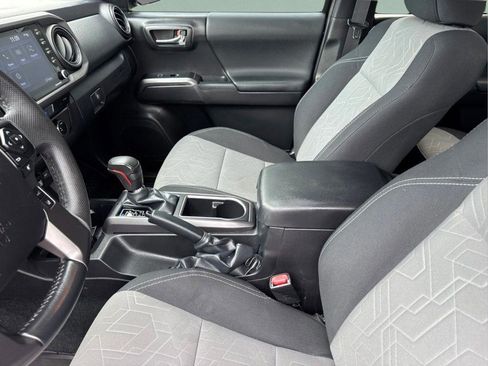 Used 2023 Toyota Tacoma TRD Sport AWD/4WD image 16