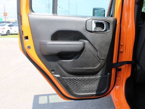 Used 2025 Jeep Wrangler Unlimited Sport AWD/4WD image 27