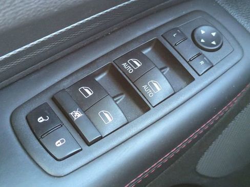 Used 2024 Dodge Durango GT image 25