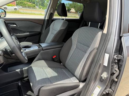 Used 2023 Nissan Rogue SV FWD image 24