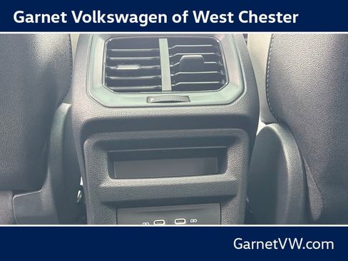 New 2026 Volkswagen Taos SE AWD/4WD image 32