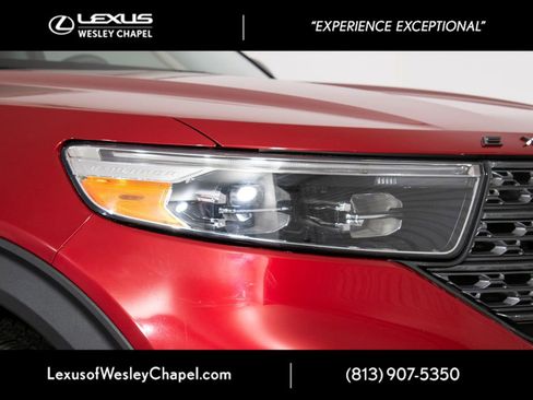 Used 2021 Ford Explorer XLT w/ Equipment Group 202A RWD image 3