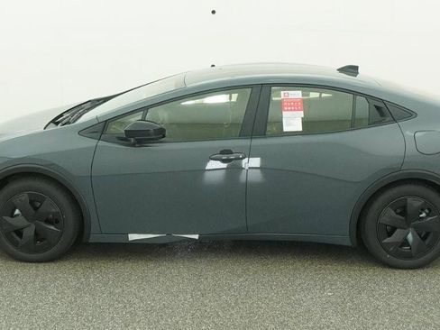 New 2026 Toyota Prius Plug-In Hybrid image 3