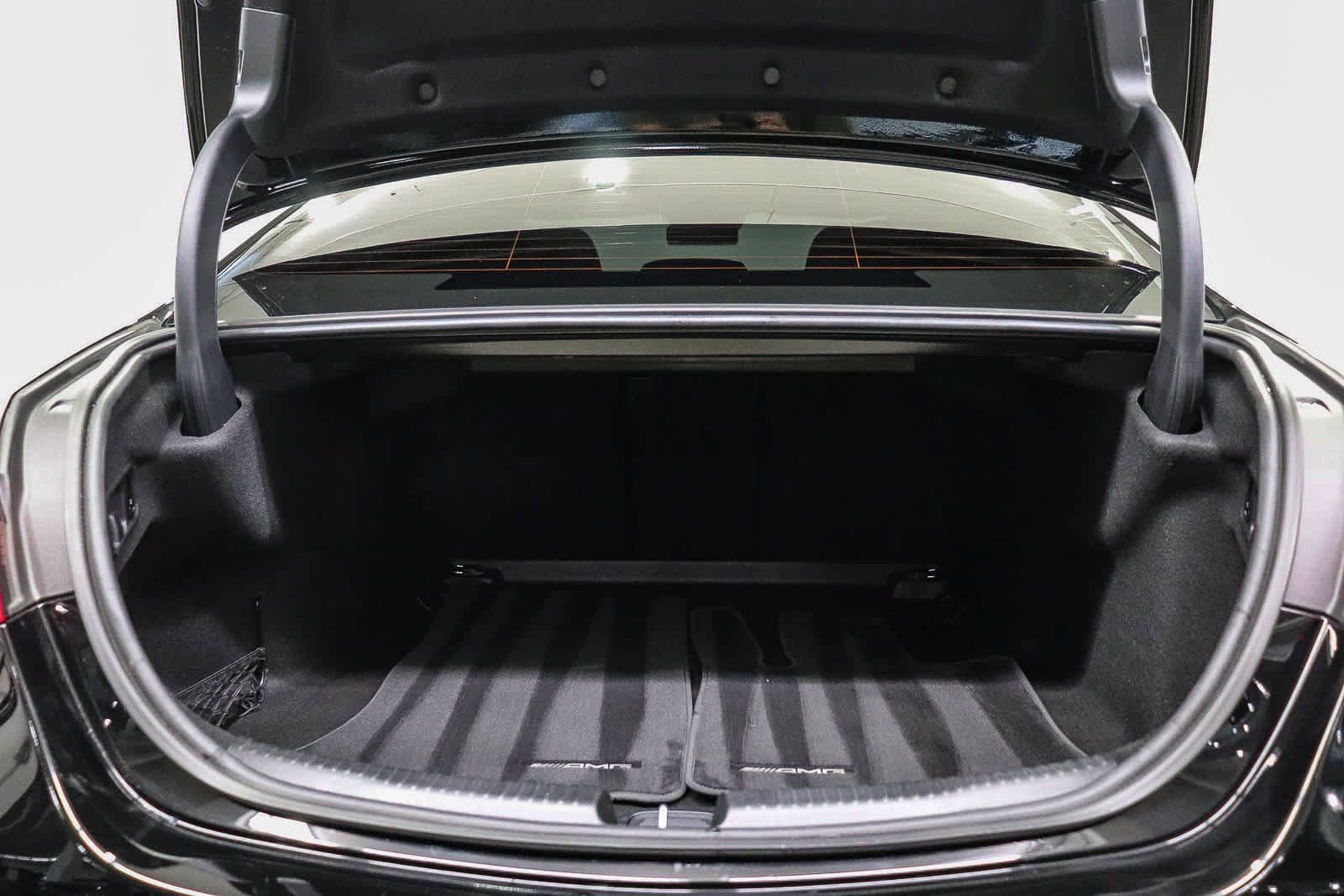 Used 2024 Mercedes-Benz C 300 Sedan image 29