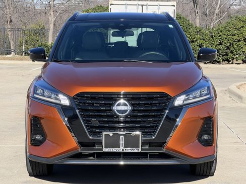 Used 2023 Nissan Kicks SR w/ SR Premium Package image 14