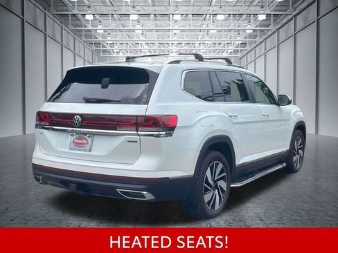 Used 2025 Volkswagen Atlas SEL AWD/4WD image 8