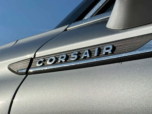 Used 2023 Lincoln Corsair Reserve image 15