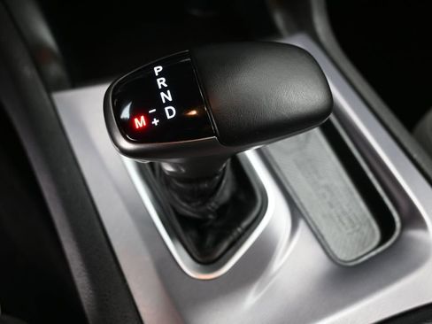 Used 2019 Dodge Charger SXT AWD/4WD image 27