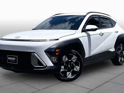 Used 2025 Hyundai Kona SEL FWD image 1