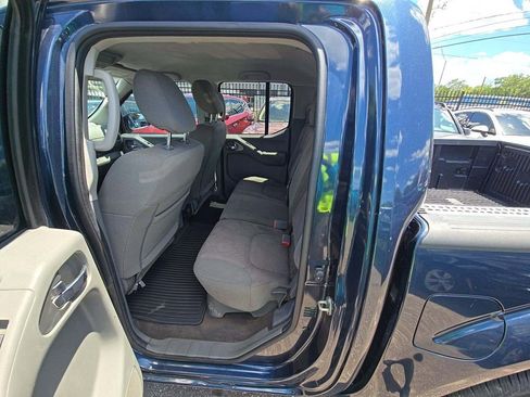 Used 2019 Nissan Frontier SV RWD image 4