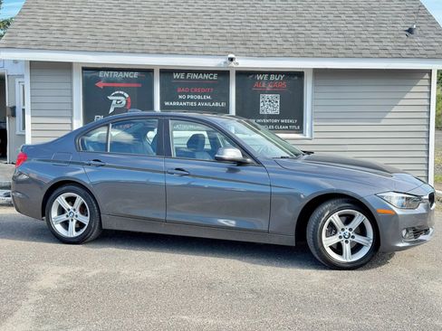 Used 2013 BMW 328i xDrive Sedan AWD/4WD image 15