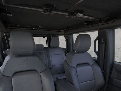 New 2025 Ford Bronco Outer Banks w/ Sasquatch Package image 12