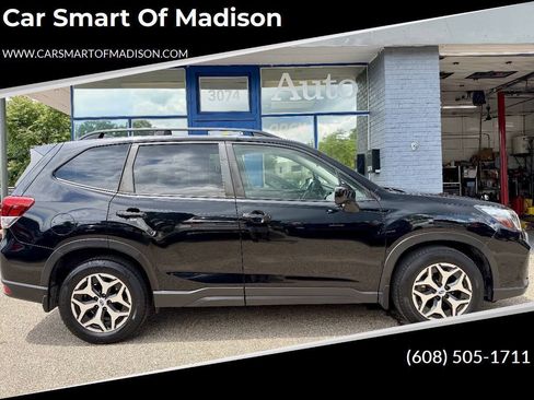 Used 2019 Subaru Forester Premium AWD/4WD image 1