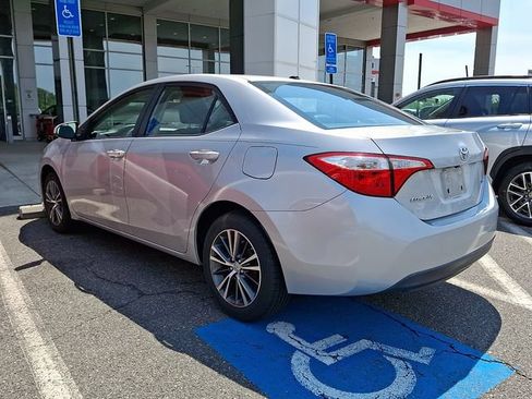 Used 2016 Toyota Corolla LE Premium FWD image 10