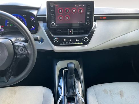 Used 2021 Toyota Corolla LE w/ Carpet Mat Package (TMS) FWD image 13