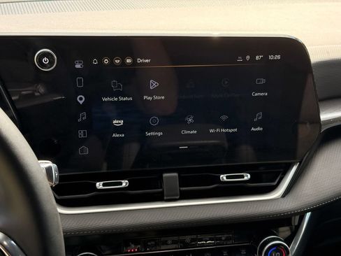 Used 2025 Chevrolet Equinox LT w/ Convenience Package II FWD image 17