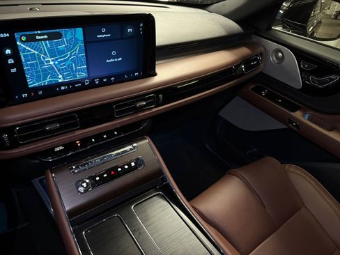 New 2026 Lincoln Aviator Reserve AWD/4WD image 26