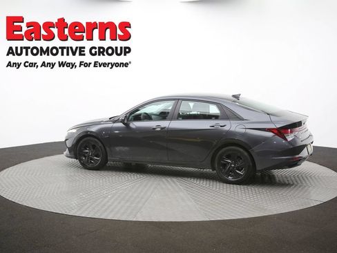 Used 2021 Hyundai Elantra SEL FWD image 61