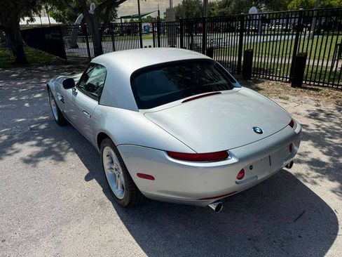 Used 2001 BMW Z8 RWD image 6