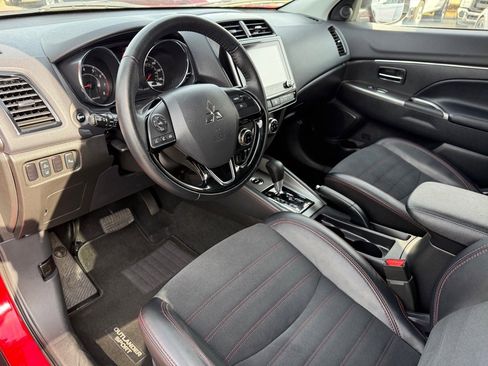 Used 2024 Mitsubishi Outlander Sport SE image 16