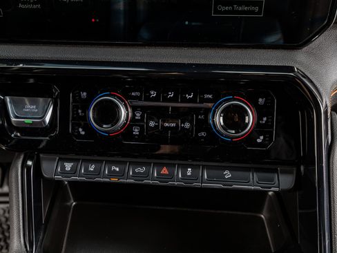 Used 2024 GMC Sierra 2500 AT4 w/ Max Trailering Package image 26