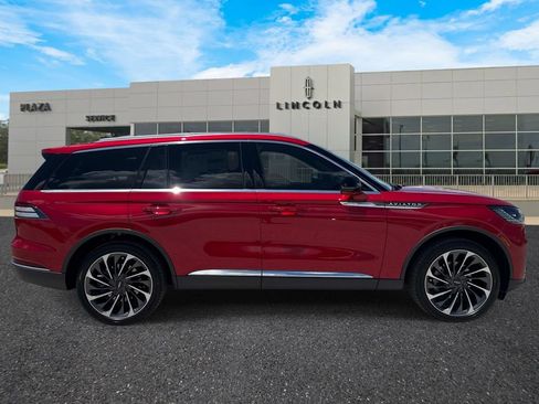 New 2026 Lincoln Aviator Reserve AWD/4WD image 2