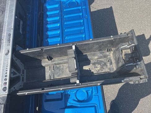 Used 2025 Ford Ranger XLT w/ FX4 Off-Road Package image 7