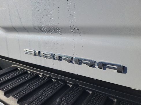 New 2026 GMC Sierra 2500 Denali w/ Denali Reserve Package image 11