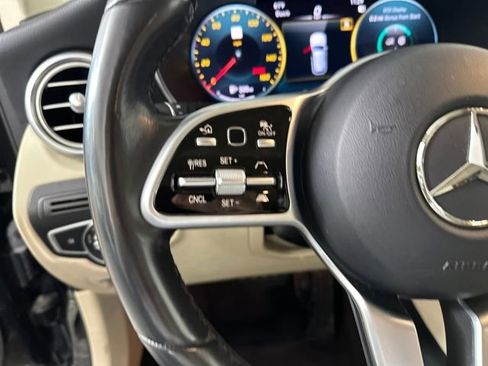 Used 2022 Mercedes-Benz GLC 300 4MATIC image 15