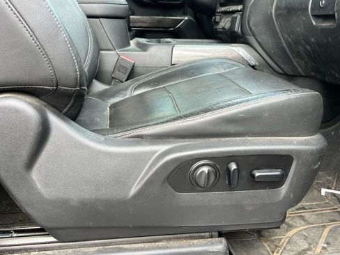 Used 2020 Chevrolet Silverado 3500 LTZ w/ LTZ Premium Package image 12