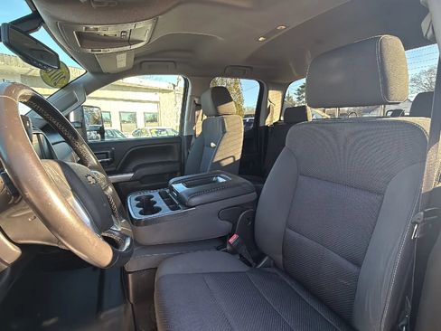 Used 2016 Chevrolet Silverado 2500 LT w/ LT Convenience Package image 17