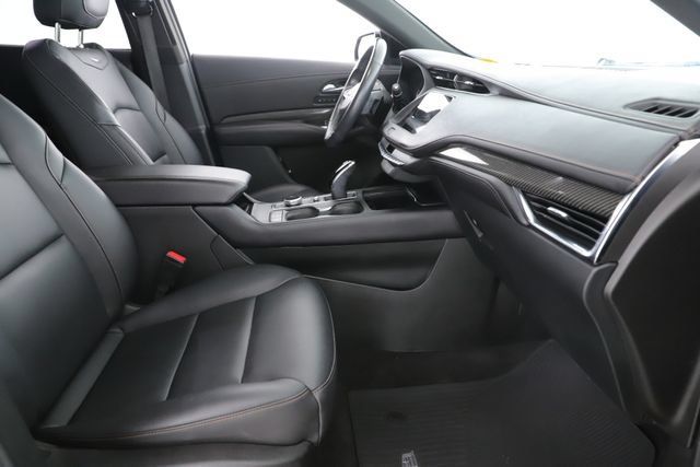 Used 2022 Cadillac XT4 Sport AWD/4WD image 31