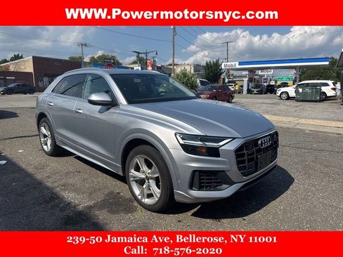 Used 2022 Audi Q8 Premium Plus w/ Premium Plus Package image 7