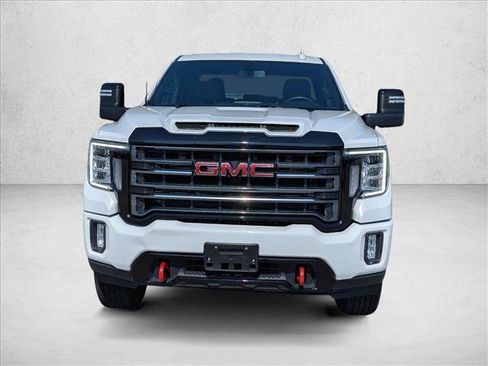 Used 2022 GMC Sierra 2500 AT4 image 2