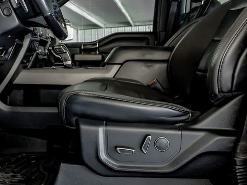 Used 2019 Ford F150 Raptor w/ Equipment Group 802A Luxury image 30