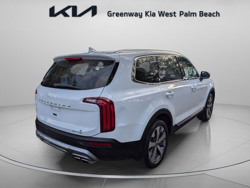 Certified 2022 Kia Telluride EX w/ EX Premium Package image 8