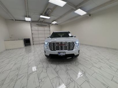 New 2026 GMC Acadia Denali w/ Super Cruise Package