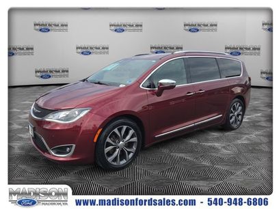 Used 2017 Chrysler Pacifica Limited