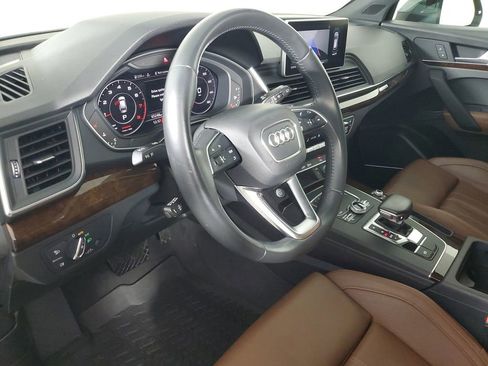 Used 2019 Audi Q5 2.0T Premium Plus w/ Premium Plus Package AWD/4WD image 24